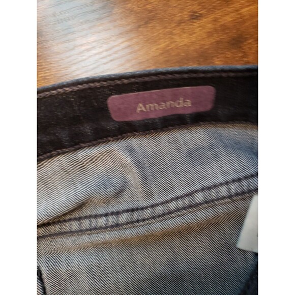 Gloria Vanderbilt Amanda Women's Jeans Size 16 Short Blue Slimming Tapered Leg - Picture 5 of 6